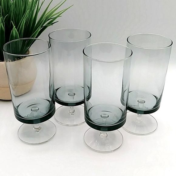 4 Smokey Blue Short Stemmed Modern Glasses with a Flat Bowl - Picture 1 of 10